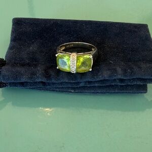 Elegant 14k 565 White Gold Peridot Ring